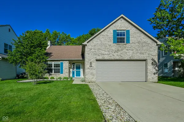1952 Central Park Boulevard W, Greenwood, IN 46143