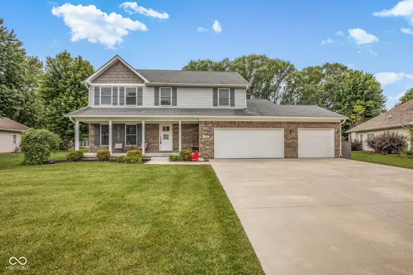 425 S Bridge Water Lane, Muncie, IN 47304