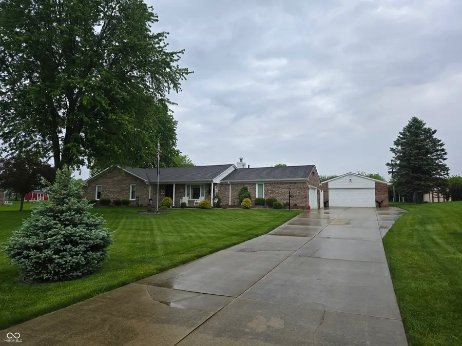1961 N Valley Lane, Greenfield, IN 46140 - #2