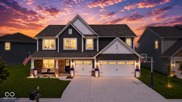 15948 Black Willow Lane, Fishers, IN 46040