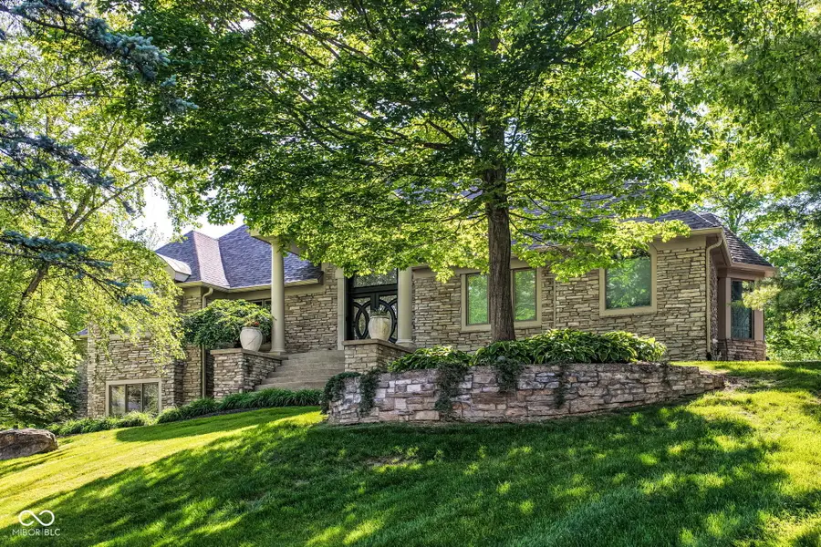 201 S Creedmoor Way, Anderson, IN 46011 - #2