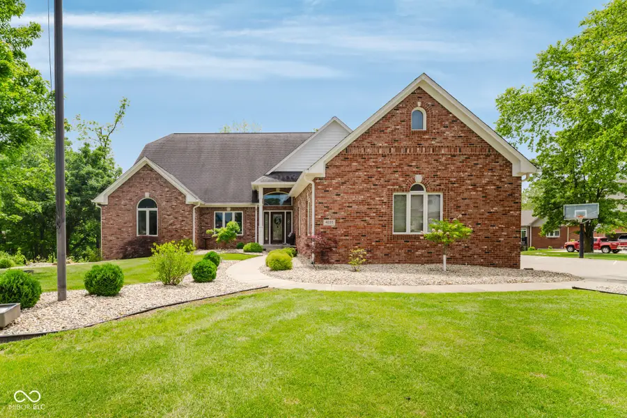 4095 Mountbatton Drive, Greenwood, IN 46143 - #2