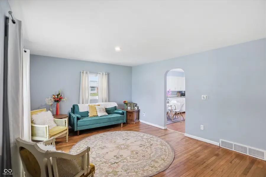 12 E North Street, New Palestine, IN 46163 - #2