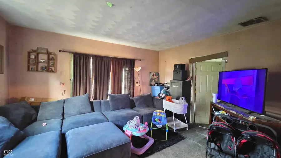 415 S Columbia Street, Union City, IN 47390 - #2