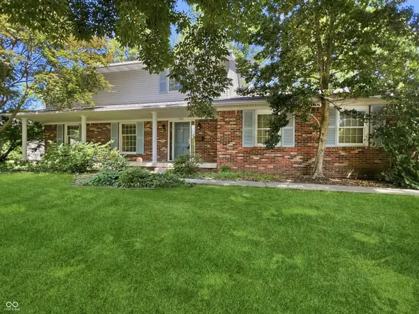 3810 Lakeside Drive, Columbus, IN 47203
