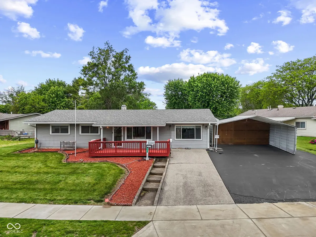 811 Edgewood Drive, Mooresville, IN 46158 - #1