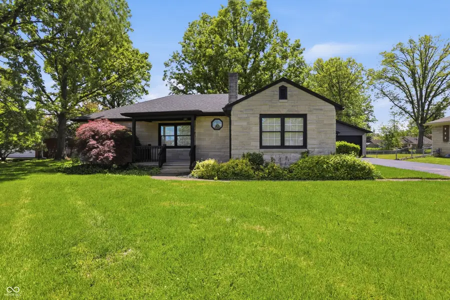 211 W Mckenzie Road, Greenfield, IN 46140 - #2