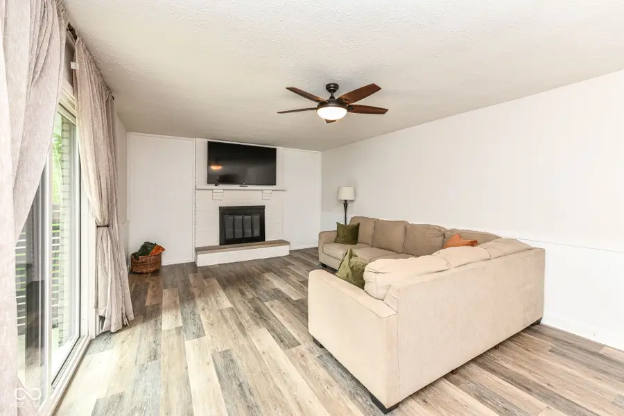 1202 Willow Way, Noblesville, IN 46062 - #3