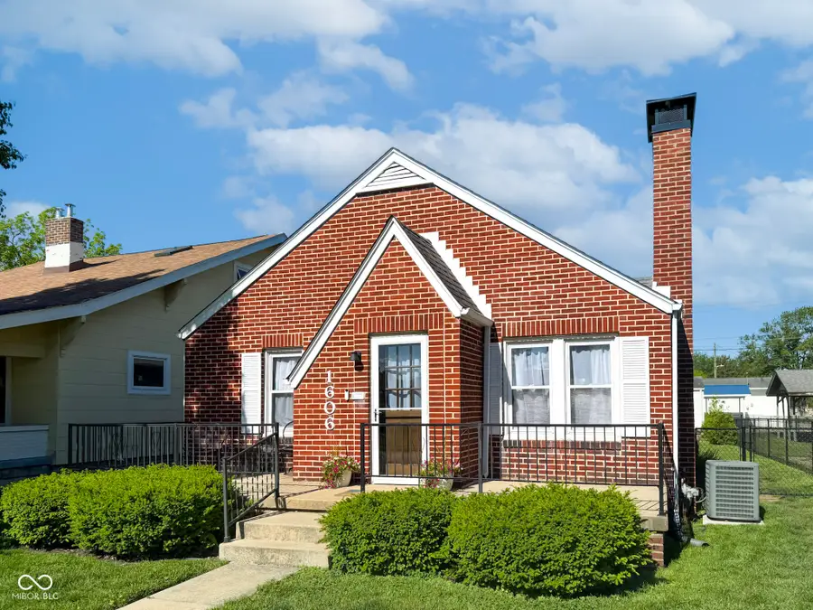 1606 California Street, Columbus, IN 47201 - #3
