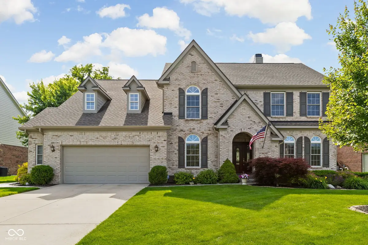 4289 Honeysuckle Lane, Zionsville, IN 46077 - #1