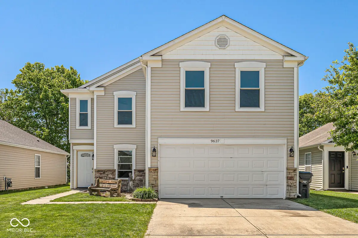 9637 W Stargazer Drive, Pendleton, IN 46064 - #1