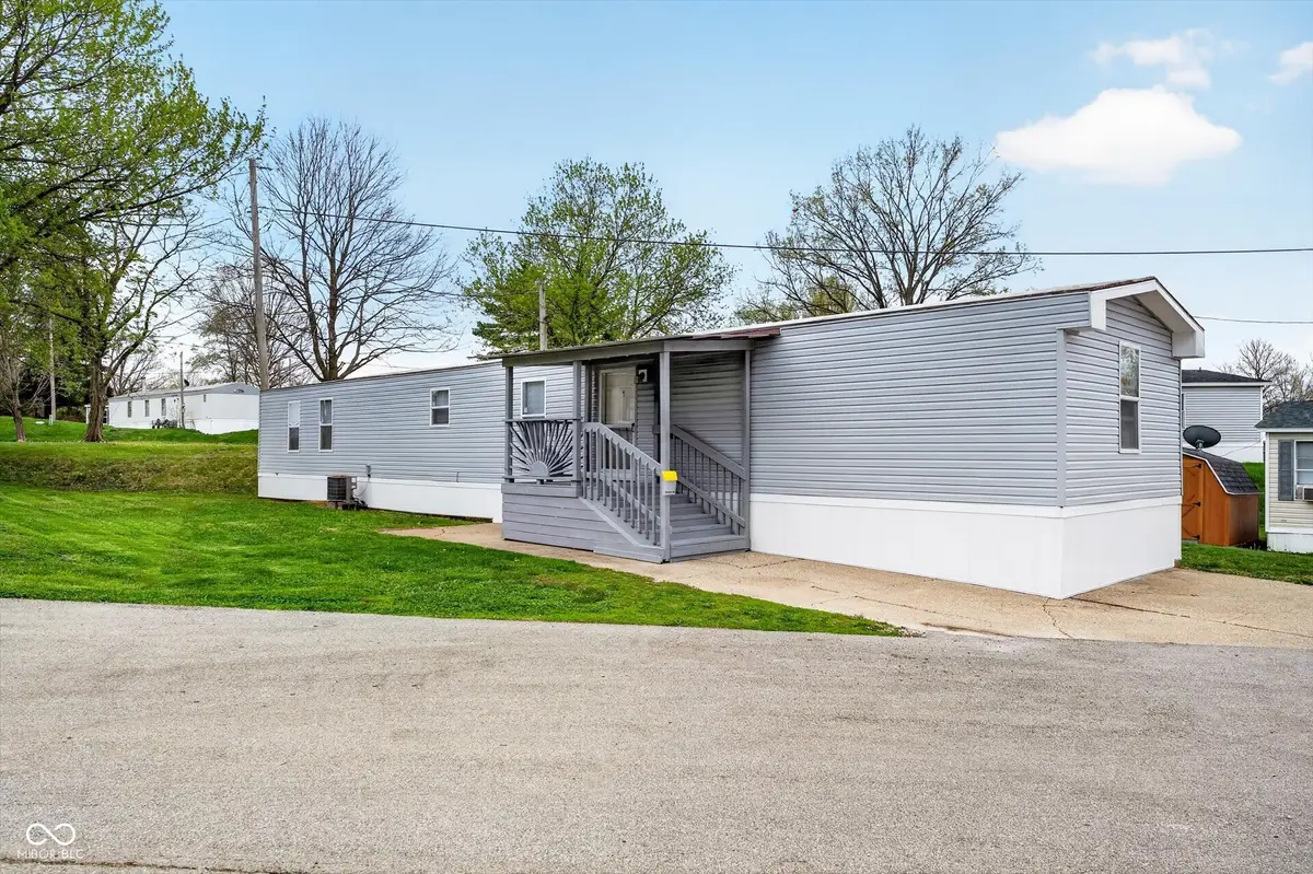 182 Echo Lake E Drive, Mooresville, IN 46158 - #1