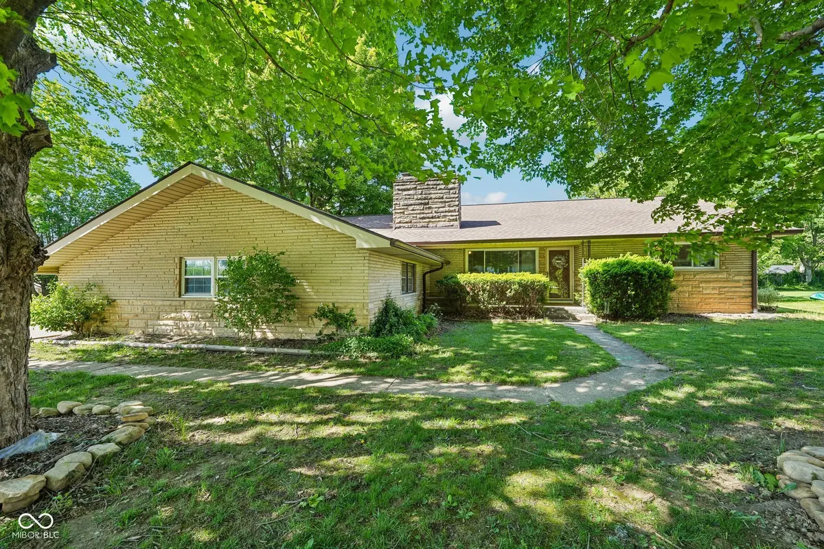 320 Maple Street, Greenwood, IN 46142 - #1
