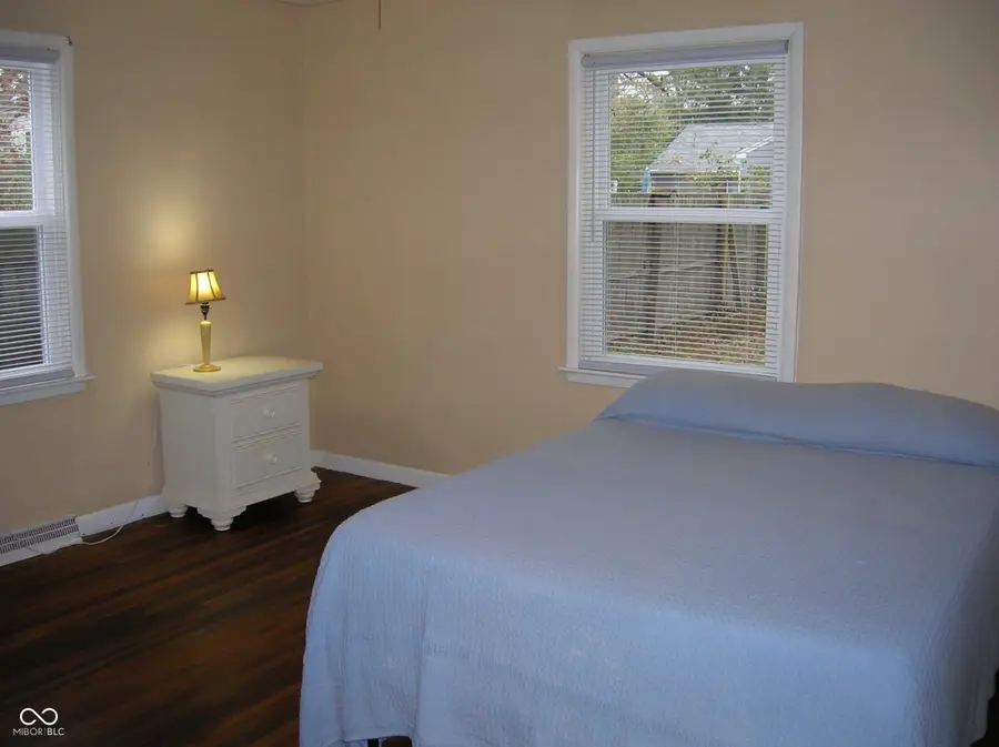 318 S Schroeder Road, Muncie, IN 47304 - #2