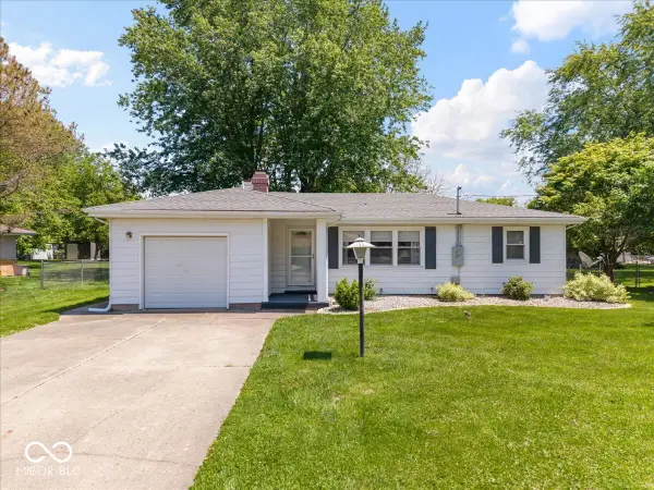 6906 Hendricks Street, Anderson, IN 46013