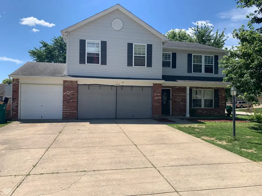 1601 Creekside Drive, Brownsburg, IN 46112 - #2