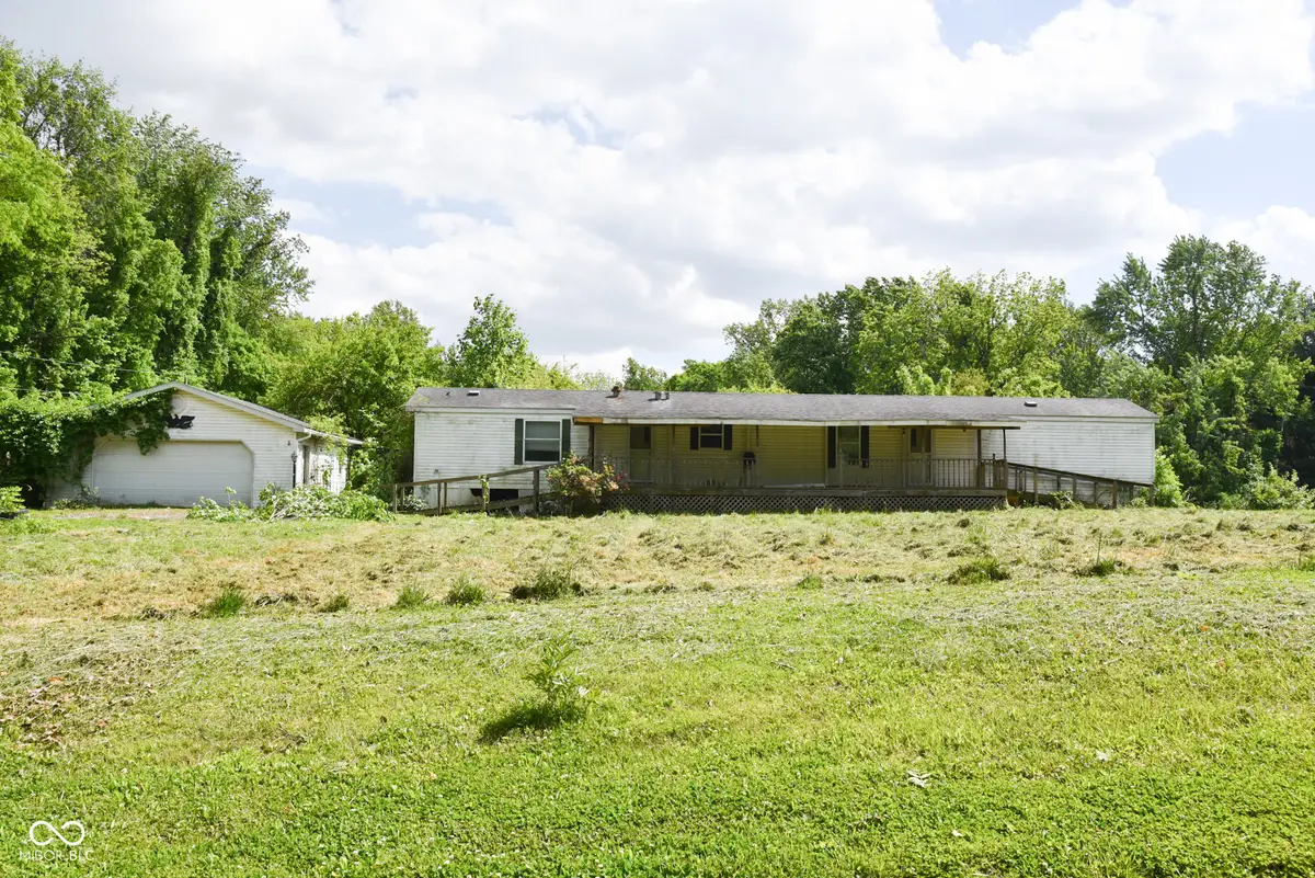 3334 W Harris Drive, West Terre Haute, IN 47885 - #1