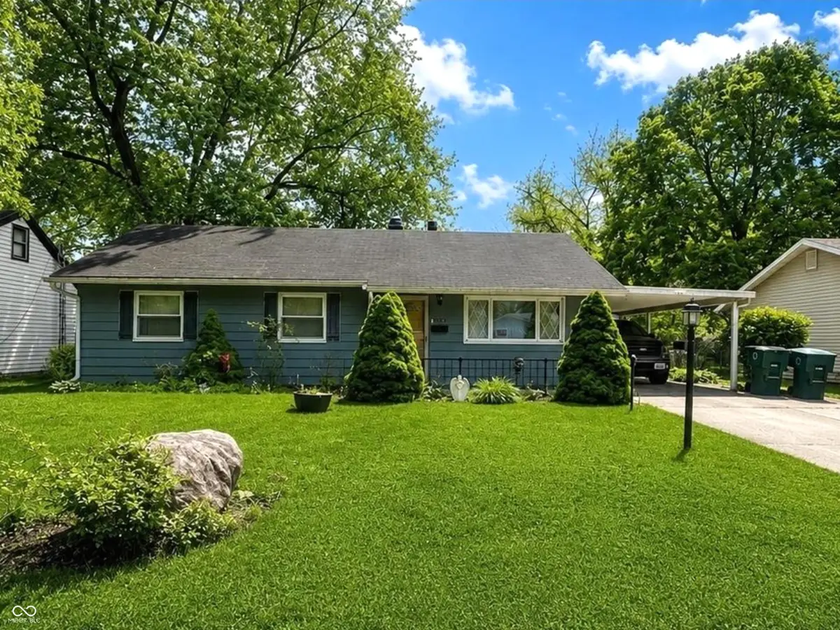 2113 W Thomas Drive, Muncie, IN 47302 - #1