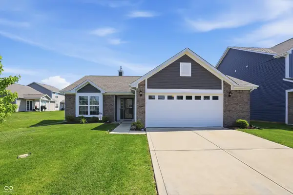 5673 Broadcaster Lane, Plainfield, IN 46168