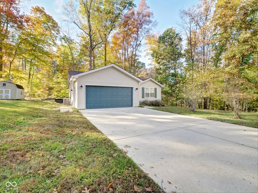 2199 E North Shore Drive, Morgantown, IN 46160 - #2