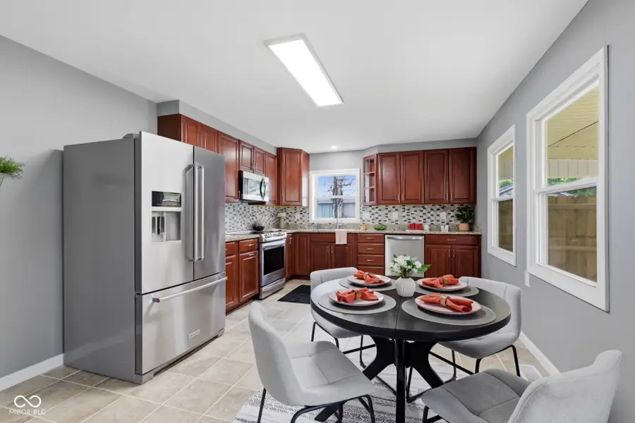 211 N Ridge Road, Muncie, IN 47304 - #3