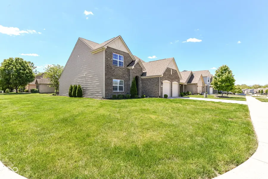 10917 Hunter Lake Lane, Indianapolis, IN 46239 - #2