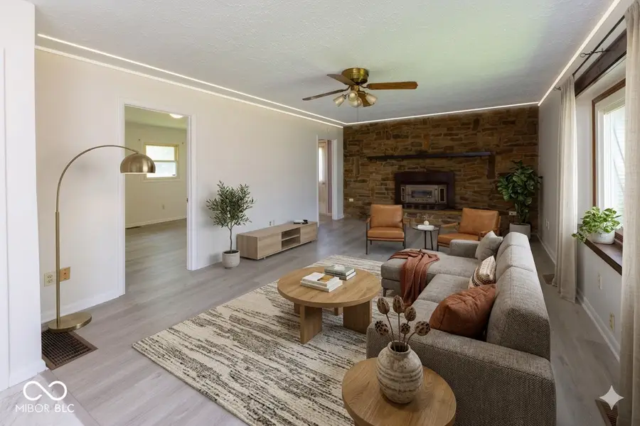 885 S 11th Street, Noblesville, IN 46060 - #3