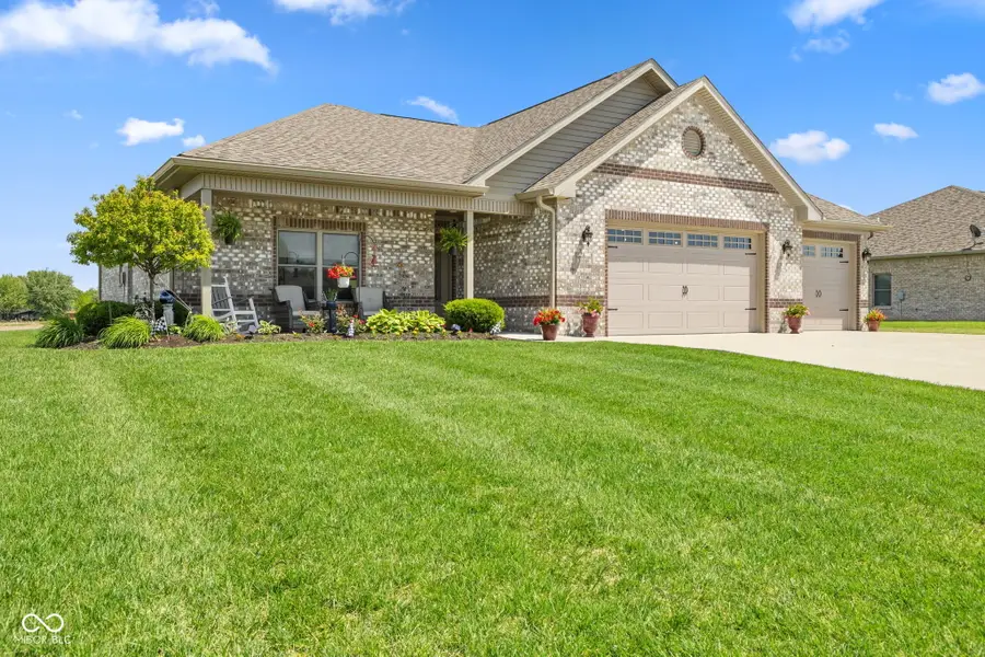 10049 N Mill Run Drive, Monrovia, IN 46157 - #3