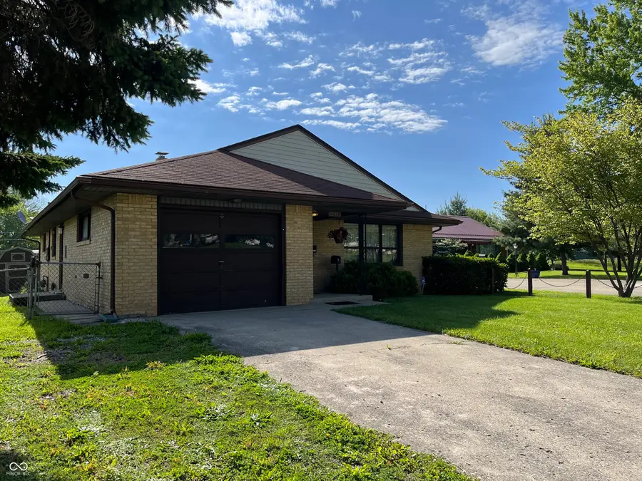 4212 Columbus Avenue, Anderson, IN 46013 - #2