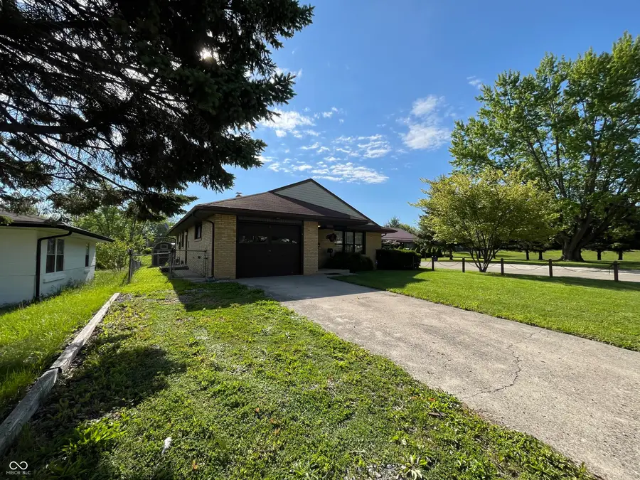 4212 Columbus Avenue, Anderson, IN 46013 - #3