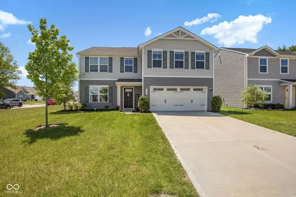 9760 Oakgrove Drive, Pendleton, IN 46064