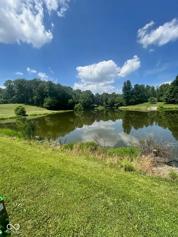 750 South, Elizabethtown, IN 47232