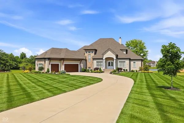 4025 Lochview Court, Bargersville, IN 46106