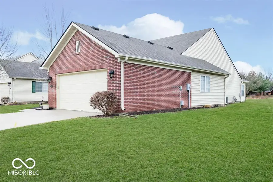 528 Dylan Drive, Avon, IN 46123 - #2