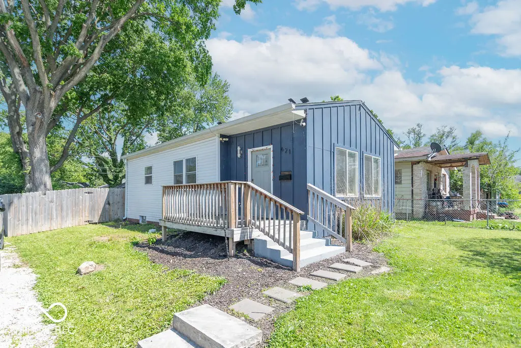 621 N Bradley Avenue, Indianapolis, IN 46201 - #1