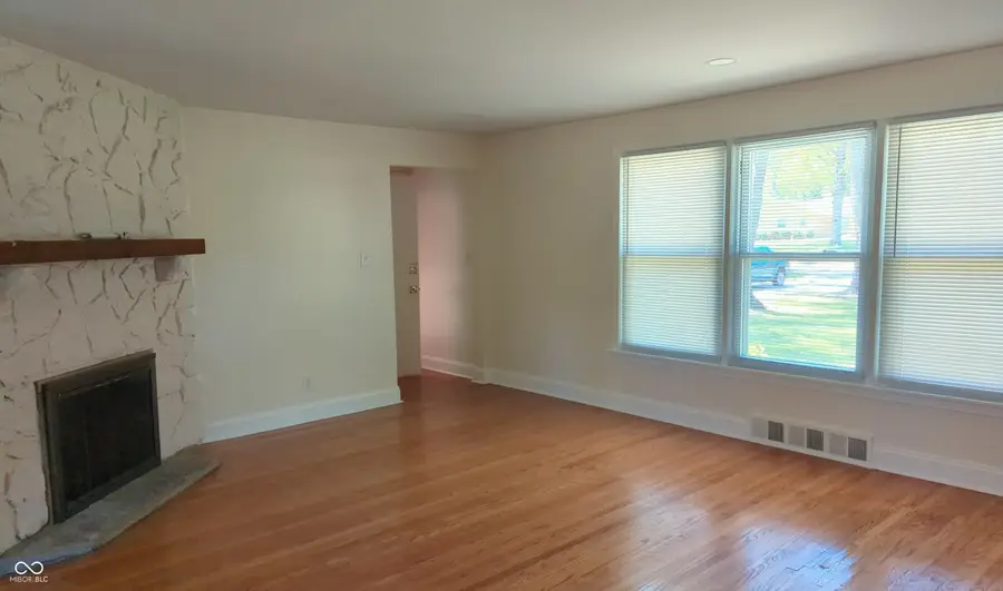 8615 El Rico Drive, Indianapolis, IN 46240 - #2