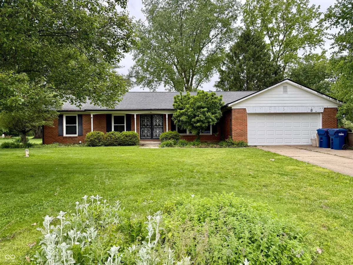 2 Holmes Court, Greenfield, IN 46140 - #1