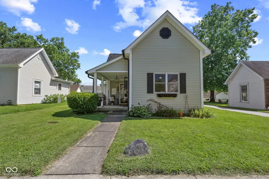 381 W Pearl Street, Greenwood, IN 46142 - #2