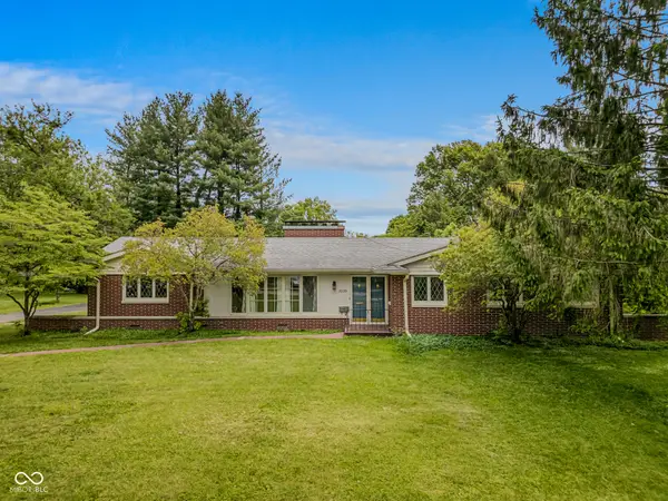 3233 Woodland Parkway, Columbus, IN 47203