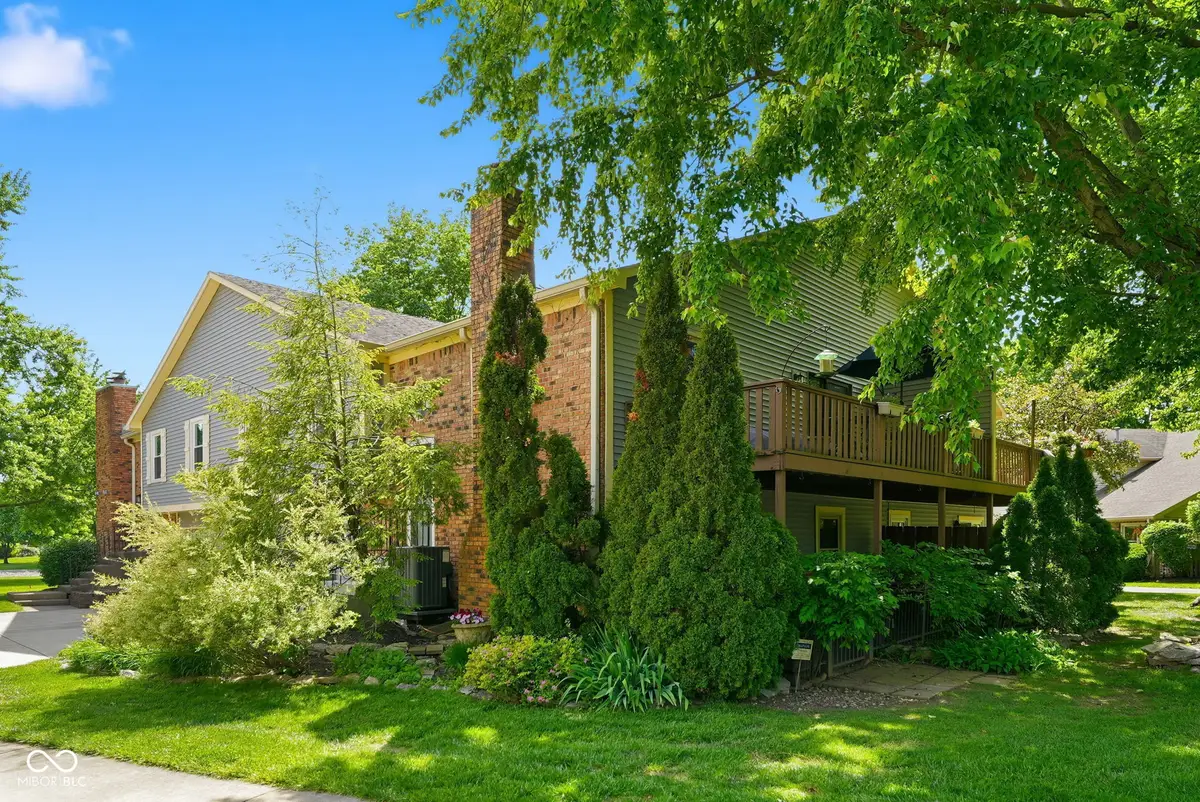 7455 Prairie Lake Drive, Indianapolis, IN 46256 - #1