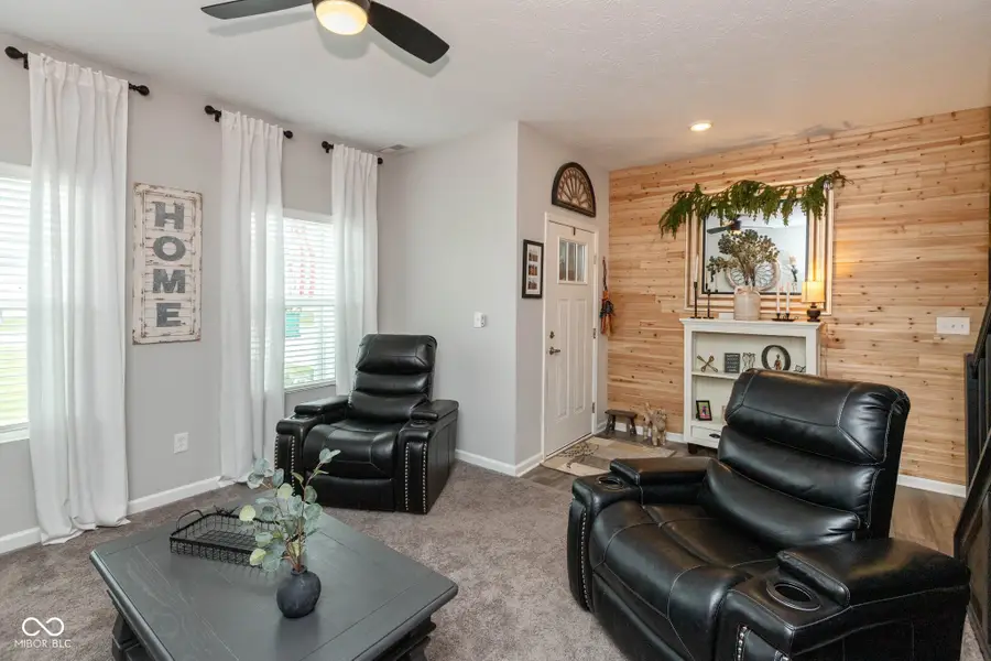 910 Borealis Drive, Franklin, IN 46131 - #2