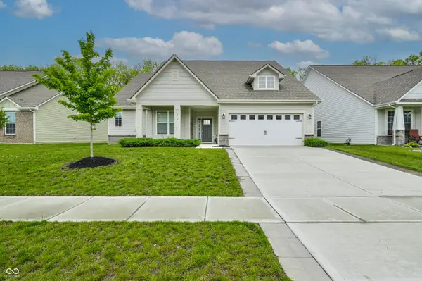 2560 Lanai Lane, Greenwood, IN 46143