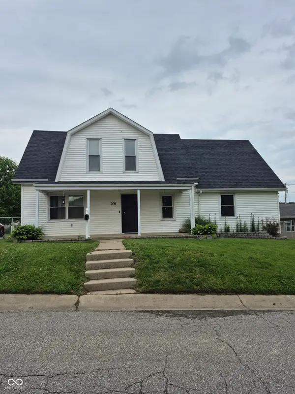 205 N Sugar Street, Brownstown, IN 47220
