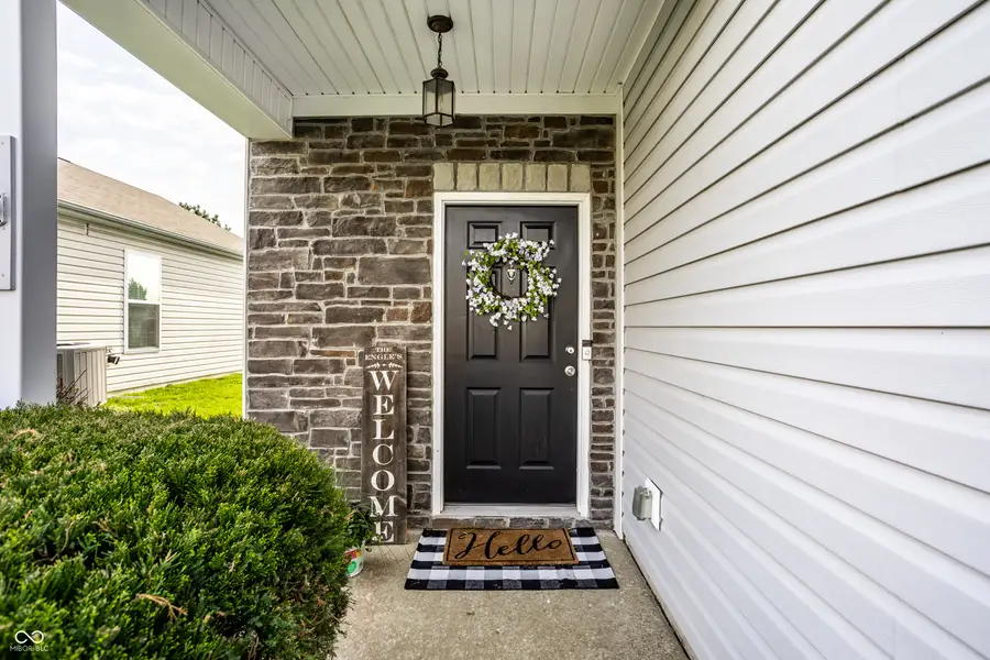 3701 White Cliff Way, Whitestown, IN 46075 - #2