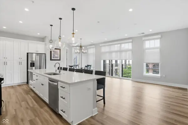 15 W Executive Drive #305/2A, Carmel, IN 46032