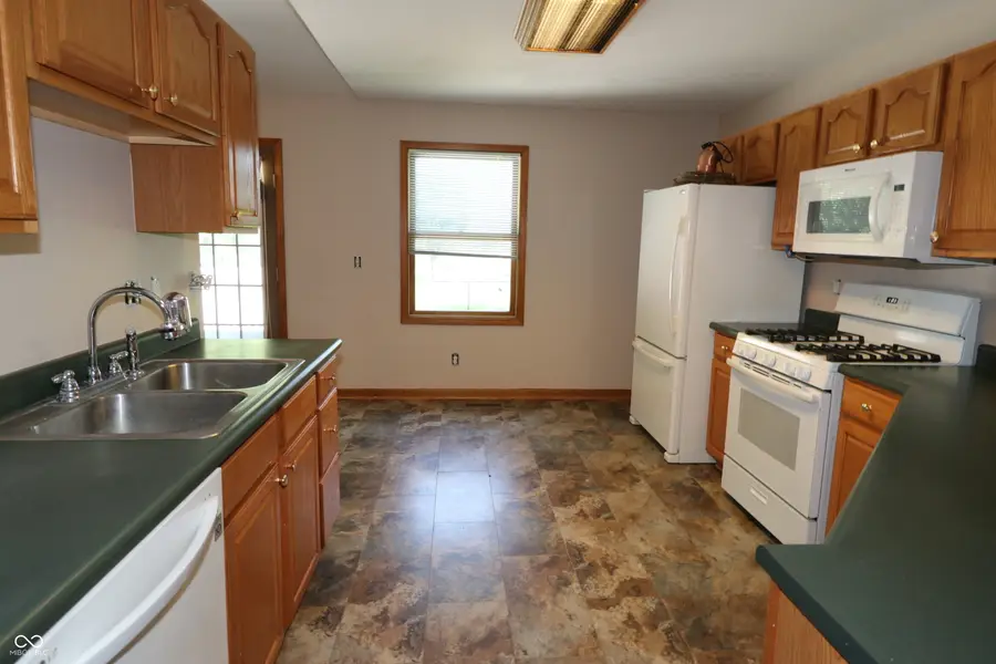 11 Belmont Place E, Batesville, IN 47006 - #3