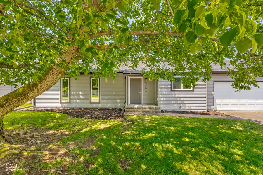 2694 Cedar Wood Drive, Columbus, IN 47203 - #2