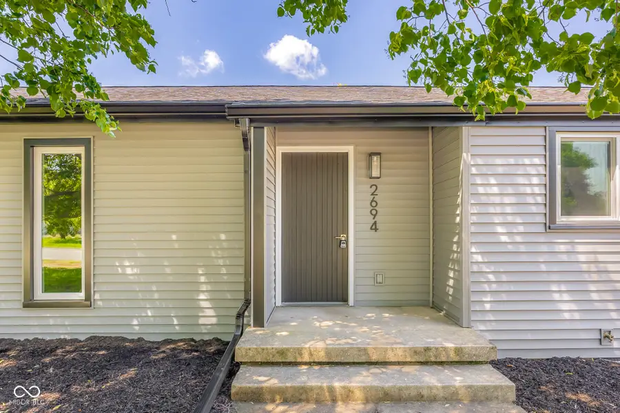 2694 Cedar Wood Drive, Columbus, IN 47203 - #3