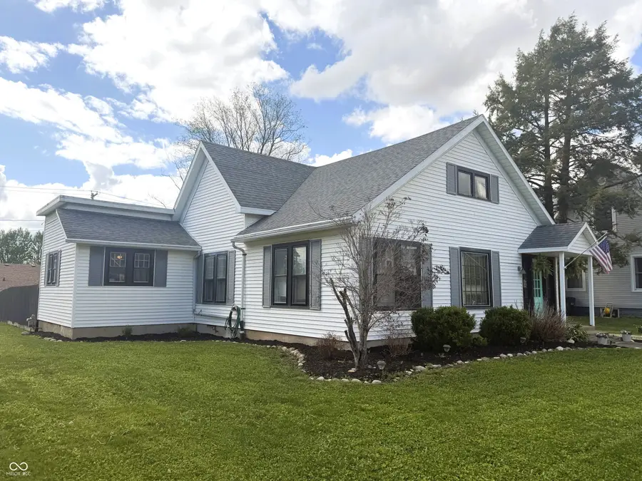 210 N Washington Street, Ladoga, IN 47954 - #3