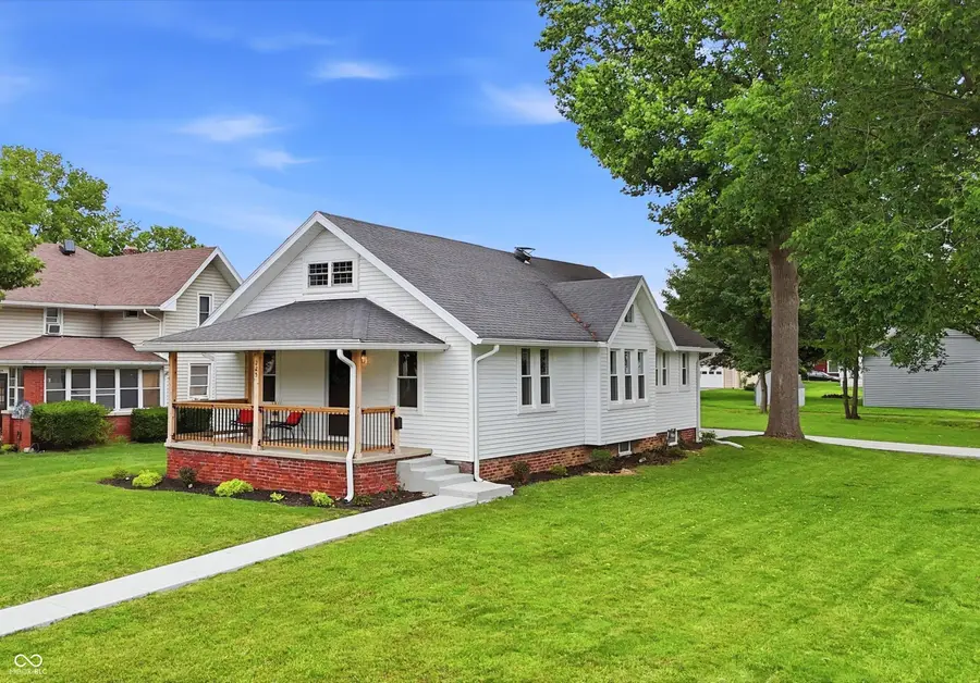 225 Green Street, Tipton, IN 46072 - #2